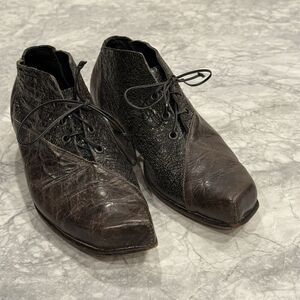 Cydwoq Vintage brown leather pointy laced flat shoes size 38 / US 7 Wood Heel